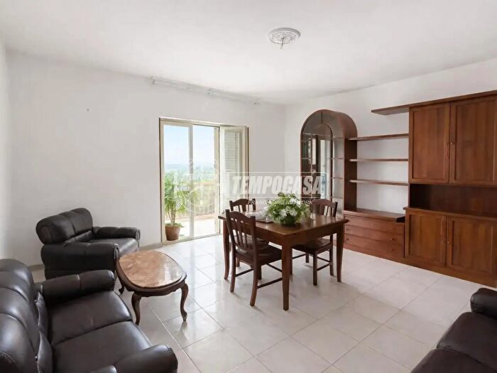 Appartamento trilocale in vendita in Via Giordano Bruno, Marano Di Napoli