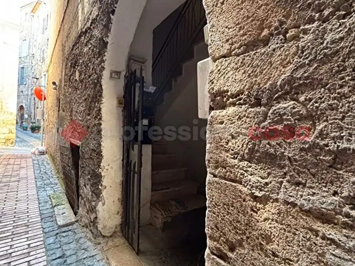 Appartamento trilocale in vendita in Via Gaspare Calvario Snc, Anagni