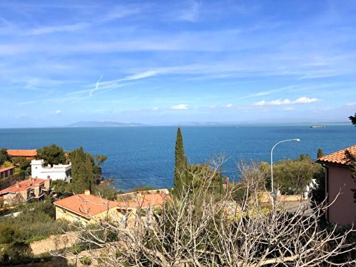 Casa con 5 locali in affitto in Monte Argentario