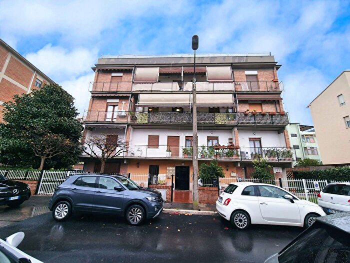 Appartamento quadrilocale in vendita in Via Prati, Grosseto