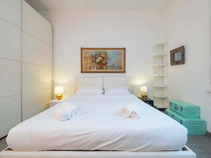 Appartamento monolocale in affitto in Via Giordano Bruno, Milano