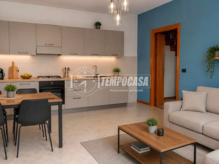Appartamento bilocale in vendita in Via Goffredo Mameli, Giussano
