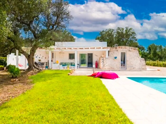 Casa con 8 locali in vendita in Localitãampnbsp Pagliarone, San Vito Dei Normanni