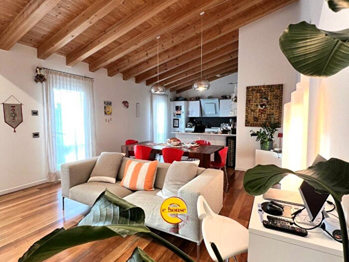 Appartamento bilocale in affitto in Centro, Rossano Veneto