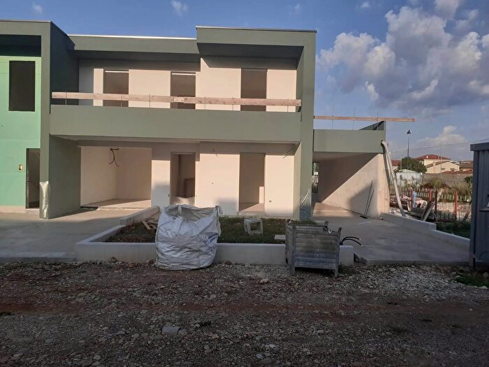 Appartamento con 5 locali in vendita in Vedelago, Vedelago