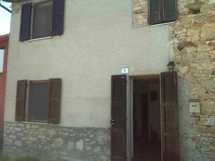 Casa trilocale in affitto in Strada Fondovalle, Citerna, Fornovo di Taro