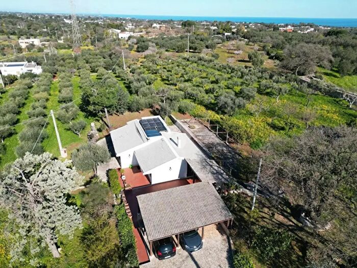 Casa quadrilocale in vendita in Contrada Monte San Pietro, Polignano A Mare