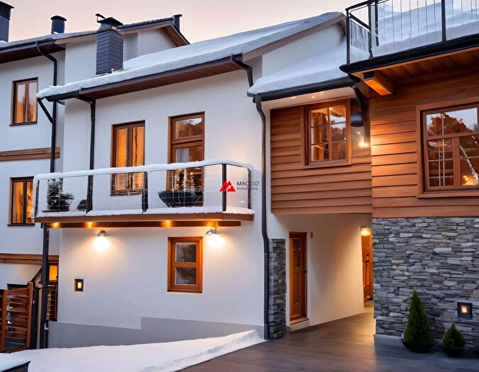 Casa quadrilocale in vendita in Hameau Pessolin, Jovencan