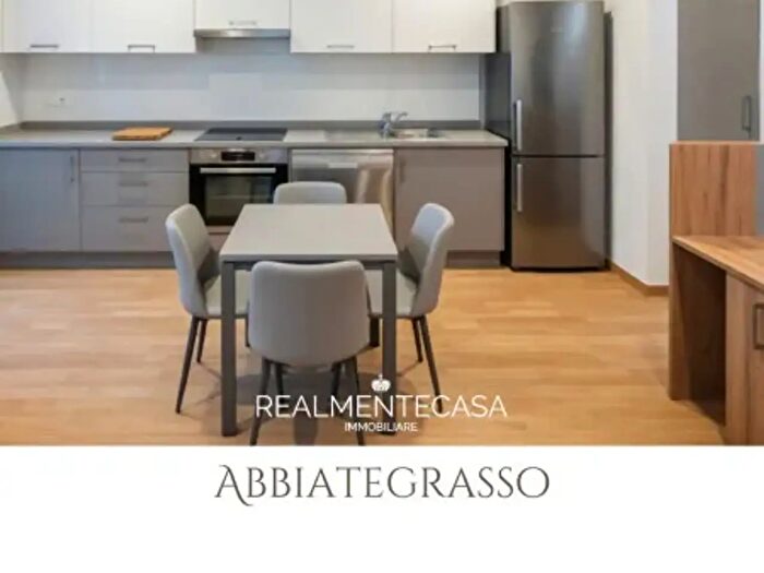 Appartamento bilocale in vendita in Via Pavia, Abbiategrasso