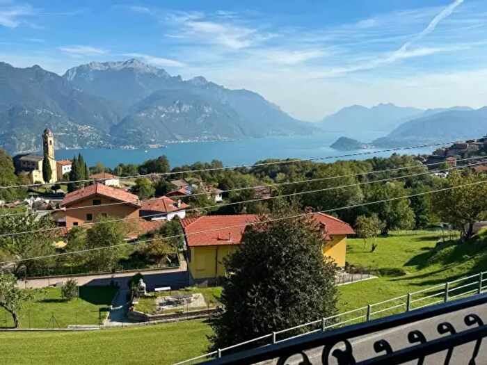 Casa bilocale in vendita in Via al Lavatoio, Plesio
