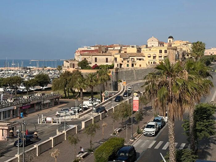 Appartamento quadrilocale in vendita in Via Palermo, Nettuno