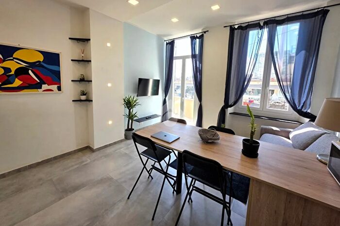 Appartamento bilocale in vendita in Via Antonio Gramsci, Genova