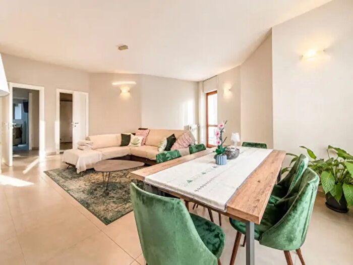Appartamento quadrilocale in vendita in Via Italo Gastaldi, Alba