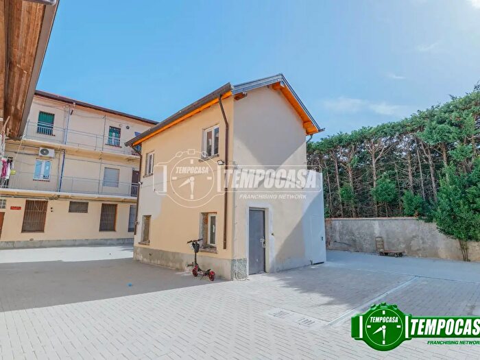 Appartamento monolocale in vendita in Via Noverasco, Opera