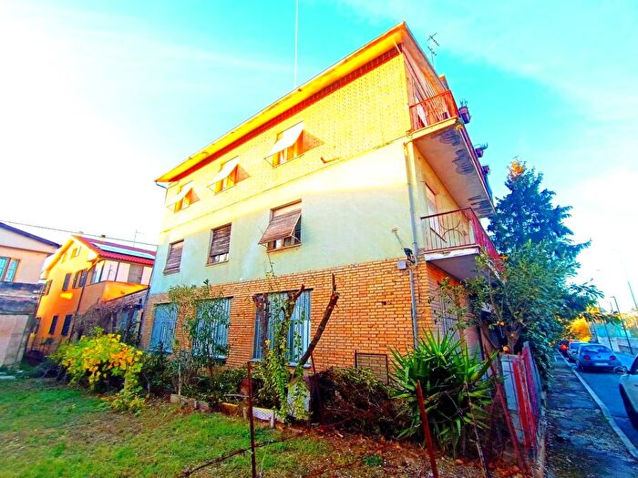 Appartamento con 6 locali in vendita in Morrovalle