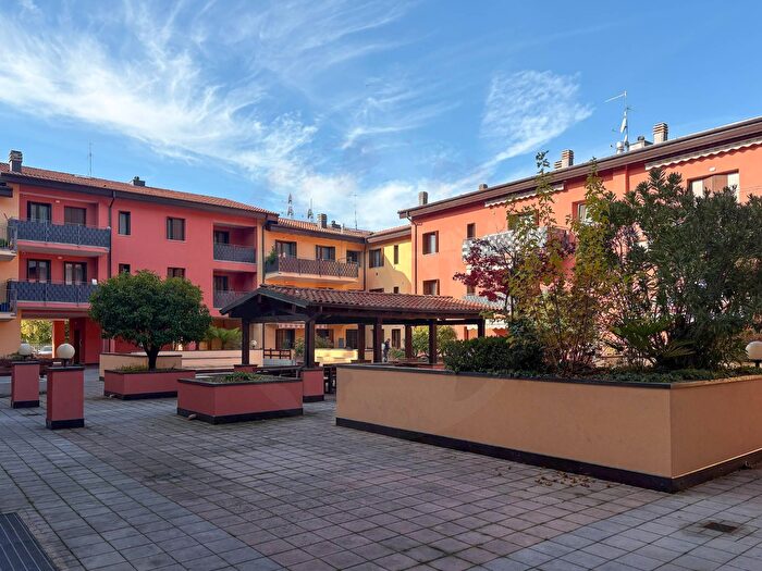 Appartamento bilocale in vendita in Via Don Santo Antomelli, Cologne