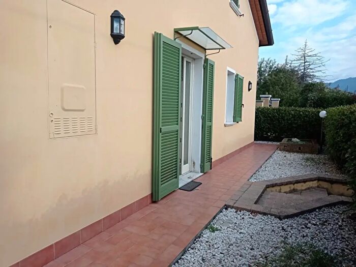 Appartamento bilocale in affitto in Sarzana