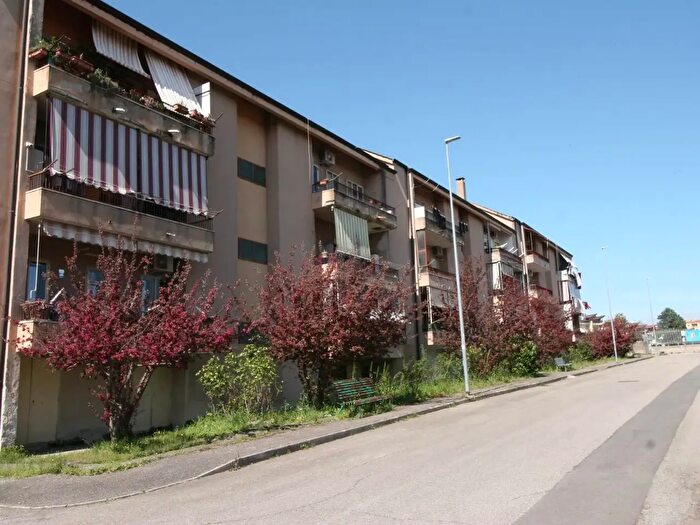 Appartamento con 8 locali in vendita in Via Guido dOrso, Benevento