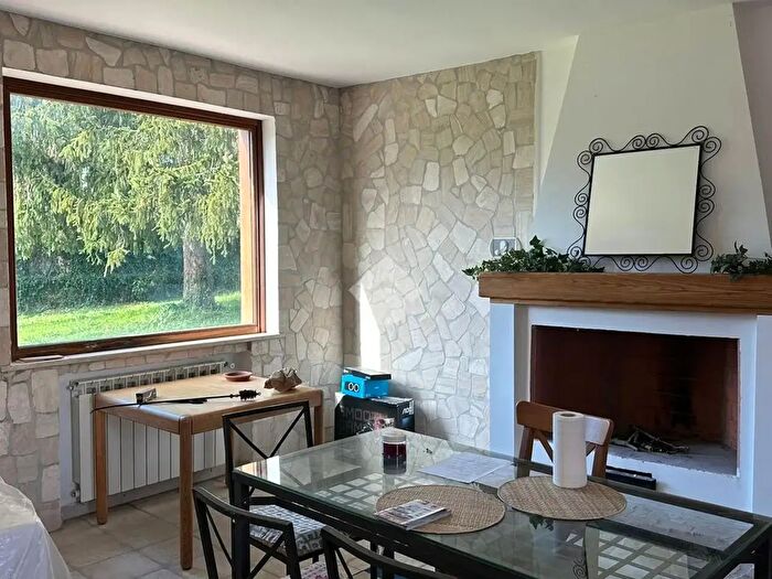 Casa con 5 locali in vendita in Via Tagliente, Artena