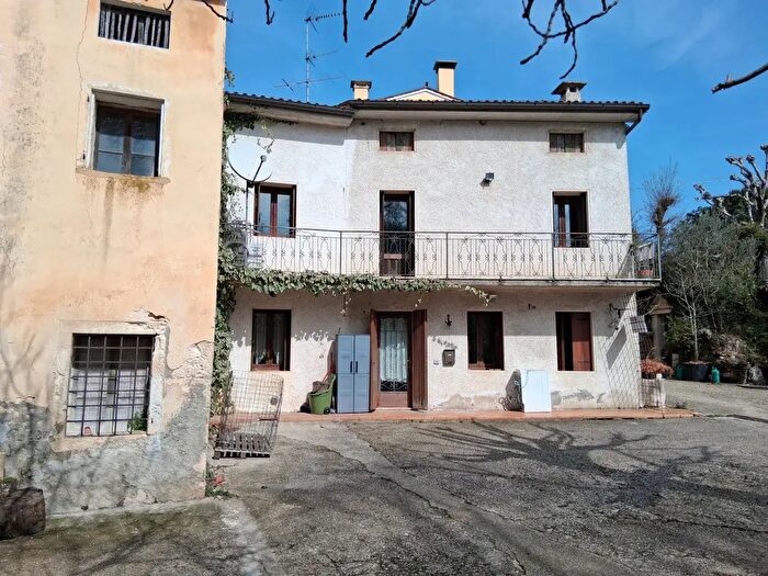 Casa quadrilocale in vendita in Via Mantovan N, Barbarano Mossano