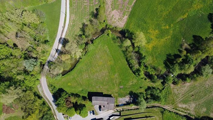 Casa con 7 locali in vendita in Via Nazario Sauro Costa Masnaga, Costa Masnaga