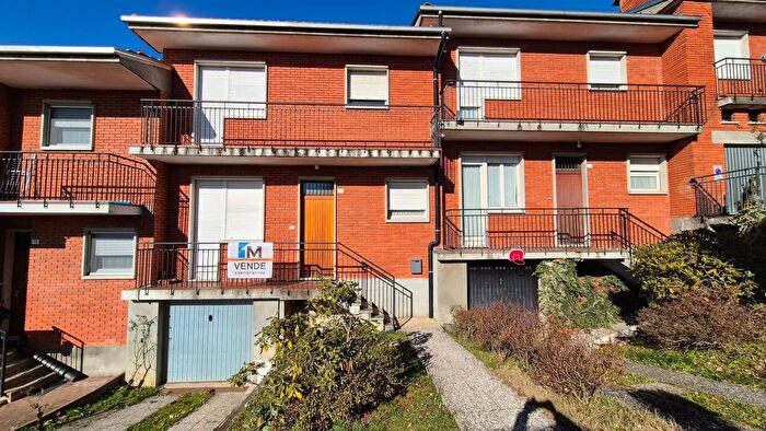 Casa con 6 locali in vendita in Via Alessandro Volta Grignasco Novara, Grignasco