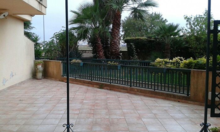 Casa con 6 locali in vendita in Ragusa