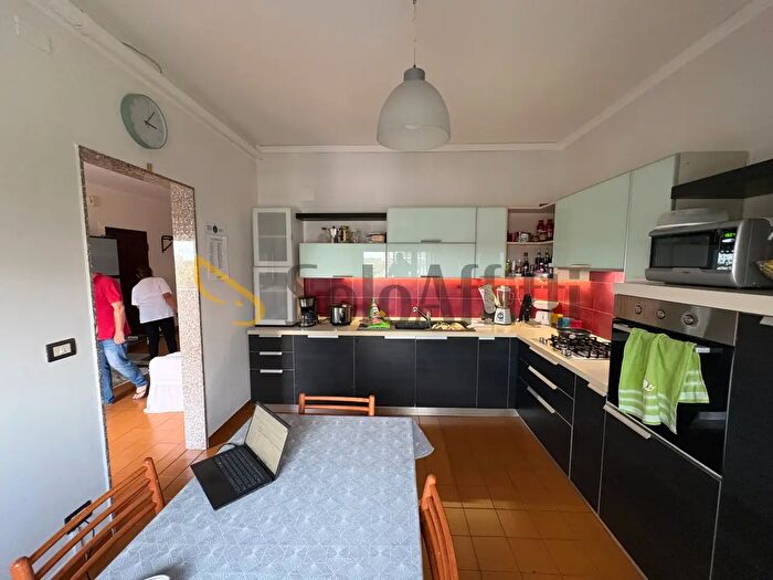 Appartamento trilocale in affitto in Via Spreafico, Novara