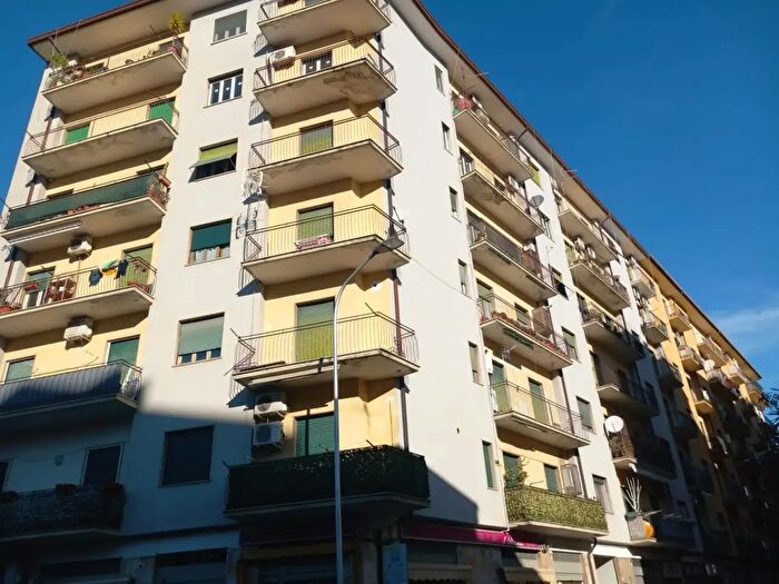 Appartamento trilocale in vendita in Via dei Mille Snc, Cosenza