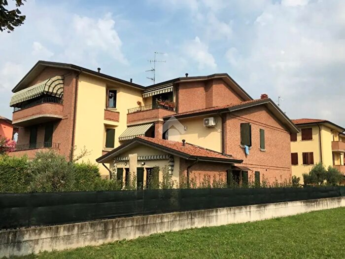 Appartamento bilocale in vendita in Via Marzabotto, Cadelbosco Di Sopra