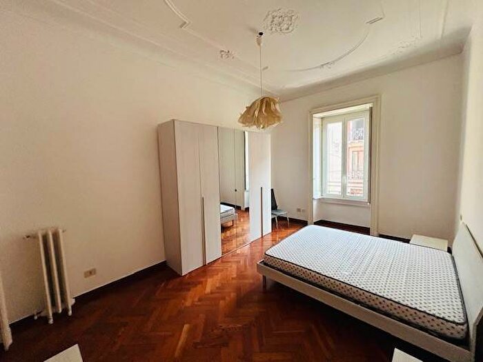 Appartamento quadrilocale in affitto in Via Spartaco, Montenero, Milano