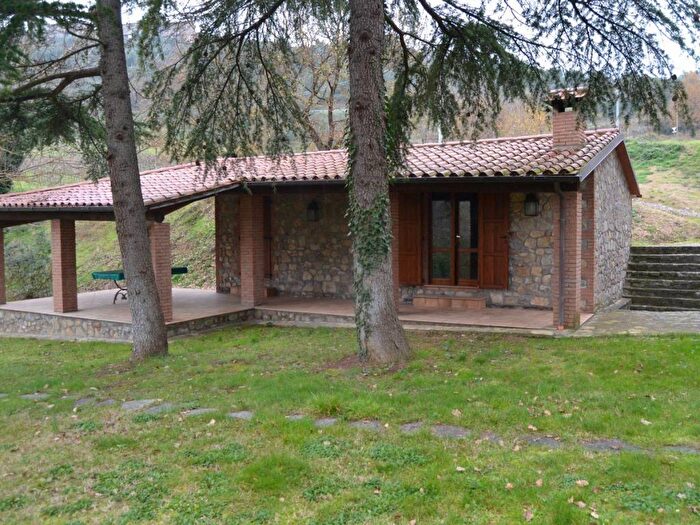 Casa bilocale in affitto in Contrada Della Montagna, Fabro
