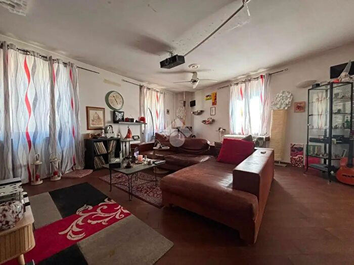 Casa con 6 locali in vendita in Via Porta Rocca, Rivolta D'Adda