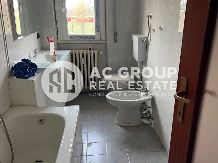 Appartamento bilocale in affitto in Via Muschiona, Origgio