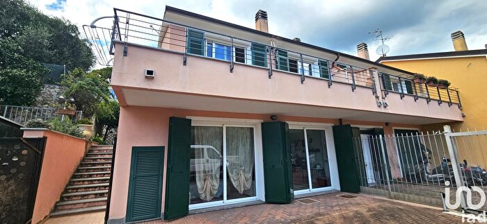 Casa con 7 locali in vendita in Via Cappella Nuova, Boissano