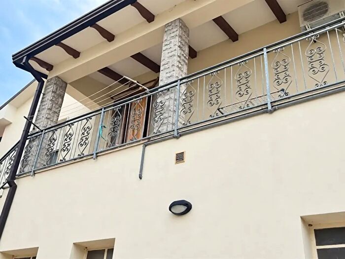 Appartamento con 5 locali in vendita in Portomaggiore