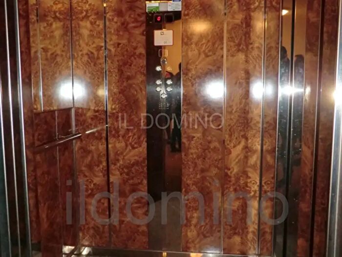 Appartamento quadrilocale in vendita in Via Manara Valgimigli, Padova