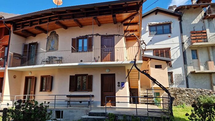 Appartamento bilocale in affitto in Via Andrea Mantegna g Varallo Vercelli, Varallo