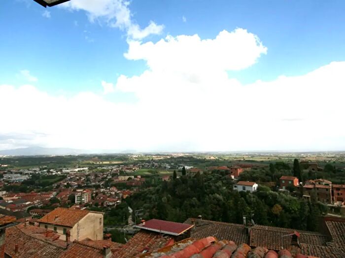 Appartamento quadrilocale in vendita in Sinalunga