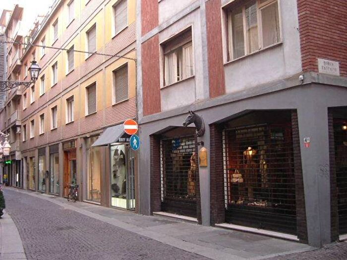 Appartamento trilocale in affitto in Borgo Zaccagni, Centro Storico, Parma