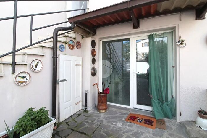 Appartamento trilocale in vendita in Via Martiri della Libertà, Lesignano De Bagni