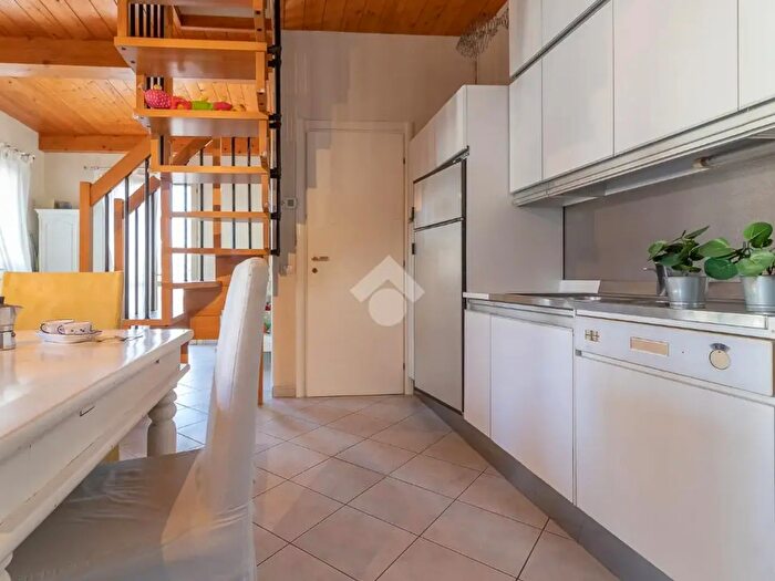 Appartamento quadrilocale in affitto in Via Pinta, Ravenna