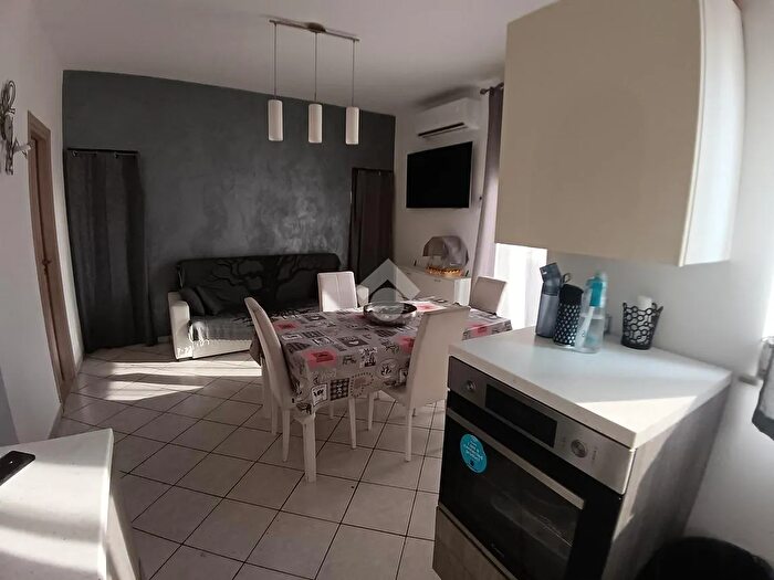 Appartamento quadrilocale in vendita in Via Palestra, Palermo