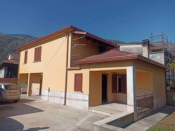 Casa trilocale in affitto in via Ponte Ricciotto, Centro, Sora