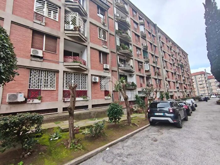 Appartamento trilocale in vendita in Via Pietro Romano, Roma