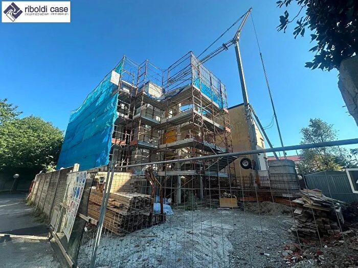 Case in Vendita e in Affitto - 3