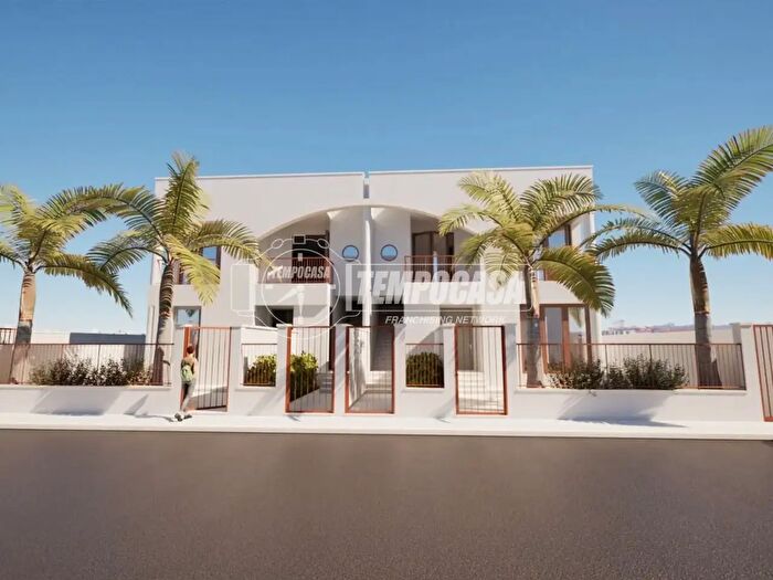 Casa con 5 locali in vendita in Via Giovanni Presta Snc, Veglie