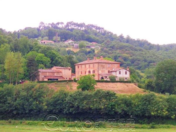 Casa con 6 locali in vendita in Trestina, Citta Di Castello