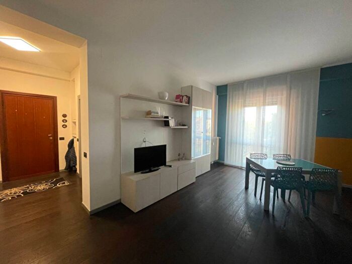 Appartamento trilocale in affitto in Via Lodovico Pavoni, Via Veneto Borgo Trento, Brescia