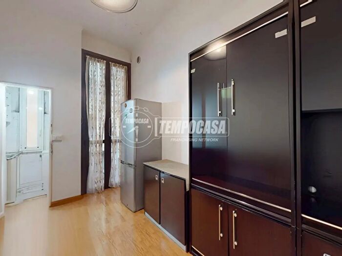 Appartamento bilocale in vendita in Viale Certosa, Milano